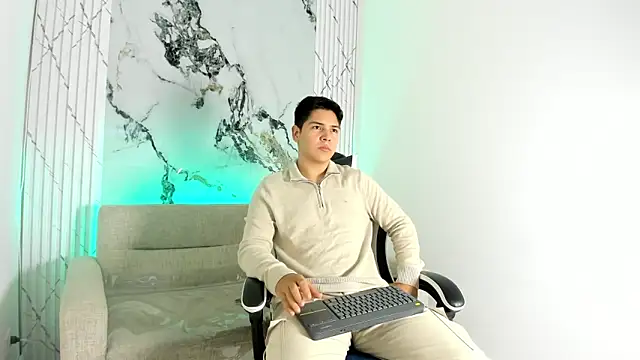 Asta Black online show from 13, 10, 2025