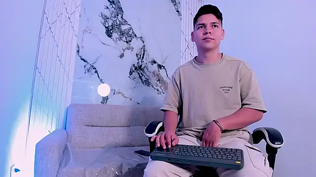 Asta Black online show from 22, 10, 2025