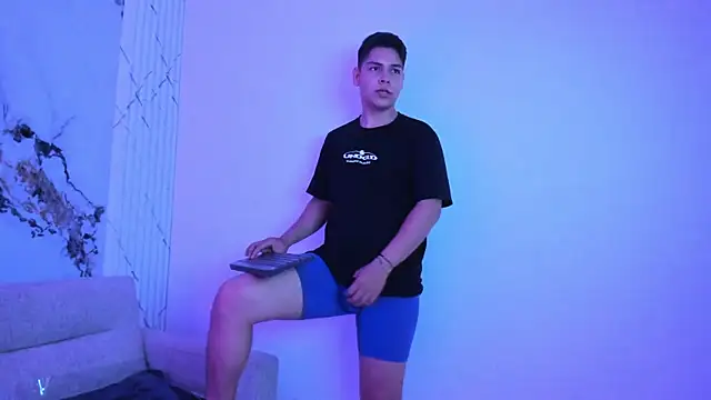 Asta Black online show from 28, 10, 2025