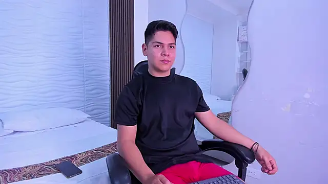 Asta Black online show from 29, 10, 2025