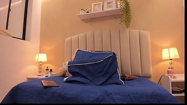 Rachel Donnelly online show from 21, 11, 2025