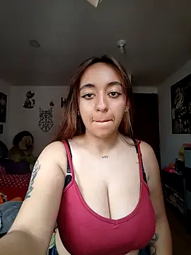 LuPink  online show from 10, 9, 2025