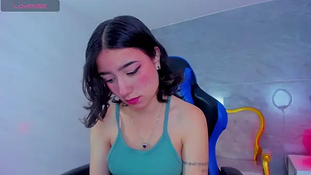 Snapshot of venuss09_s chatting on 7, 11, 2025 venuss09 s online show from 7, 11, 2025