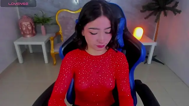 Snapshot of venuss09_s chatting on 12, 11, 2025 venuss09 s online show from 12, 11, 2025