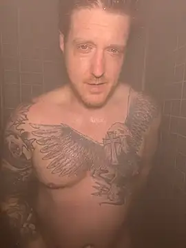 Snapshot of CloudyKingG chatting on 6, 4, 2026 CloudyKingG online show from 6, 4, 2026