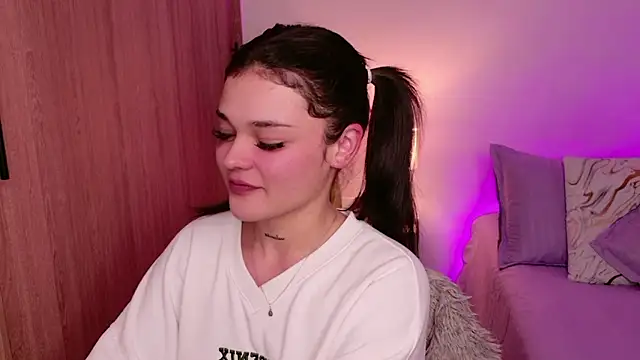 Snapshot of DulceDuarte chatting on 11, 1, 2026 DulceDuarte online show from 11, 1, 2026