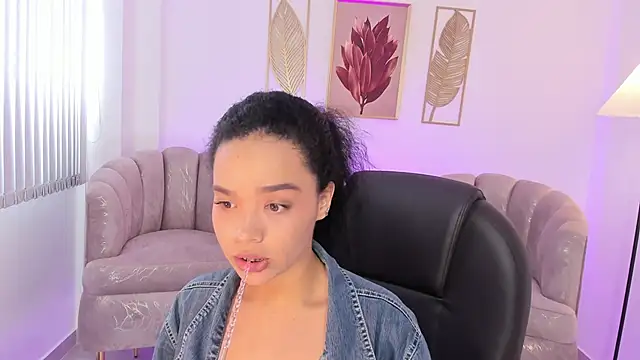 Ayshel cooperr online show from 12, 10, 2025