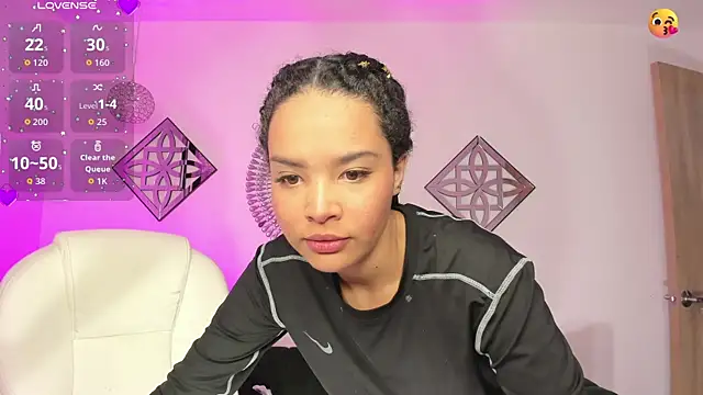 Ayshel cooperr online show from 18, 10, 2025