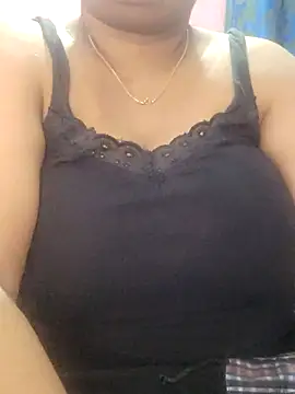 lathikaqueentamil online show from 31, 10, 2025