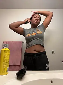 Tu GataLinda online show from 21, 10, 2025