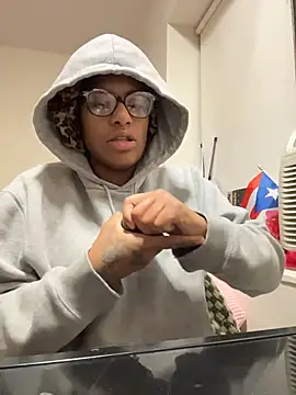 Tu GataLinda online show from 11, 11, 2025