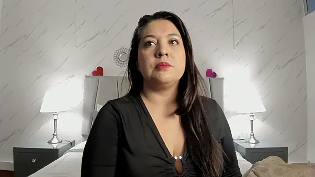 Snapshot of Paula_And chatting on 4, 3, 2026 Paula And online show from 4, 3, 2026