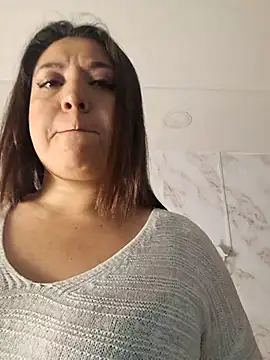 Snapshot of Paula_And chatting on 12, 3, 2026 Paula And online show from 12, 3, 2026