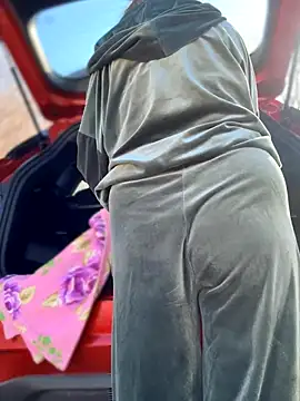 Milena-MilfaXXX online show from 31, 10, 2025