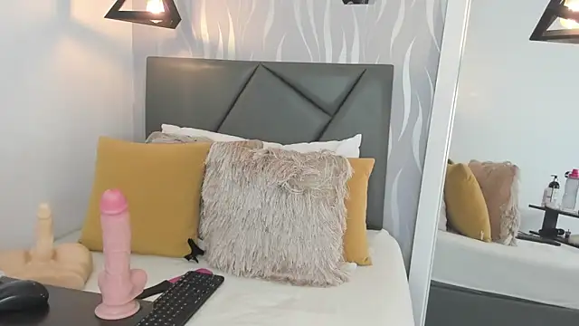 lucia-cute online show from 29, 11, 2025