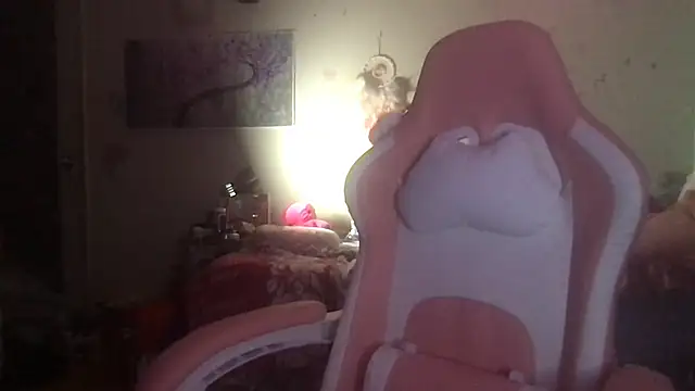 nekowaifuuu online show from 24, 9, 2025