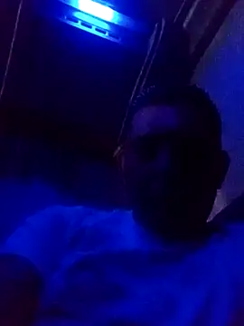 Snapshot of 125Delfin90 chatting on 19, 10, 2025 125Delfin90 online show from 19, 10, 2025