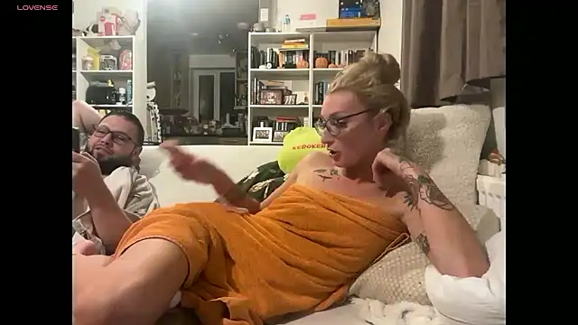 Snapshot of harleyblair chatting on 16, 10, 2025 harleyblair online show from 16, 10, 2025