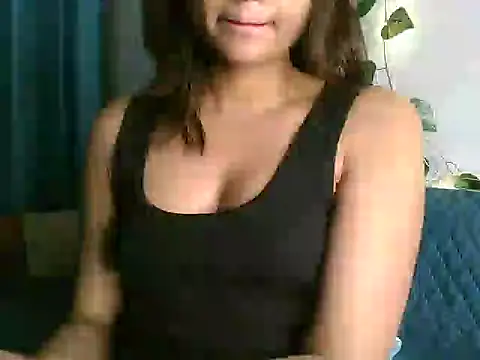 Snapshot of Honey-darlin chatting on 22, 10, 2025 Honey-darlin online show from 22, 10, 2025
