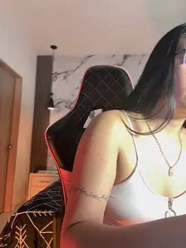 Snapshot of soy_kylebrown chatting on 12, 9, 2025 soy kylebrown online show from 12, 9, 2025