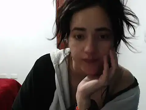 annie clark2 online show from 6, 1, 2025