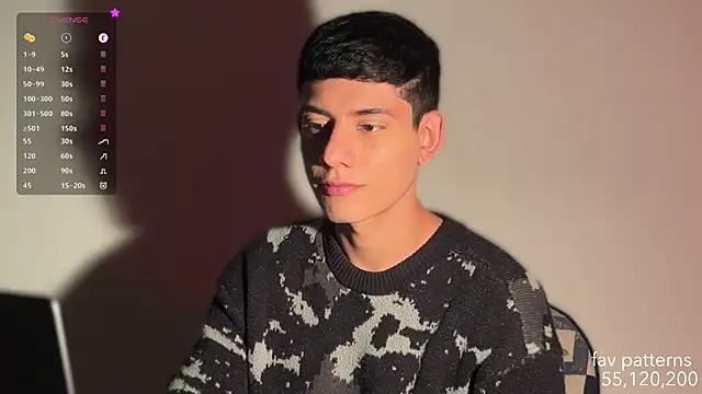 Snapshot of jim_dj chatting on 31, 10, 2025 jim dj online show from 31, 10, 2025