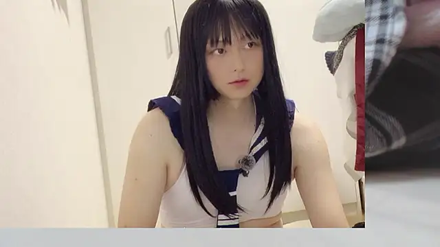 Snapshot of Mia032 chatting on 19, 10, 2025 Mia032 online show from 19, 10, 2025