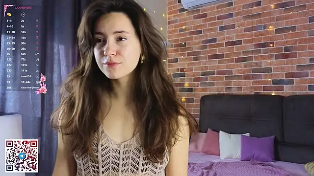 Snapshot of JasminDoroti chatting on 14, 10, 2025 JasminDoroti online show from 14, 10, 2025