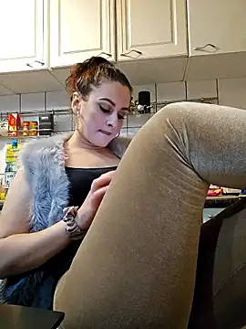 Snapshot of ShineBright88 chatting on 14, 1, 2026 ShineBright88 online show from 14, 1, 2026