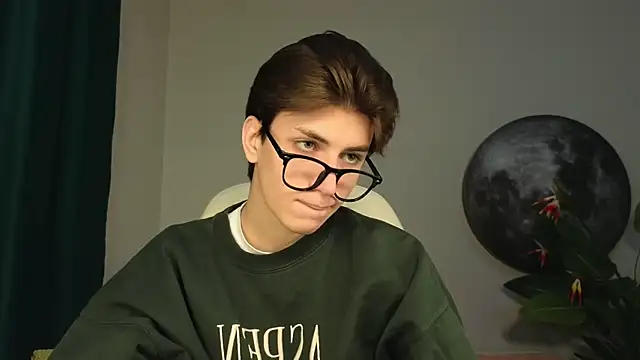 Oliver Starboy online show from 30, 9, 2025
