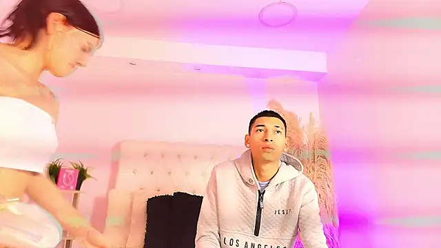 AmelieAndAce online show from 20, 11, 2025