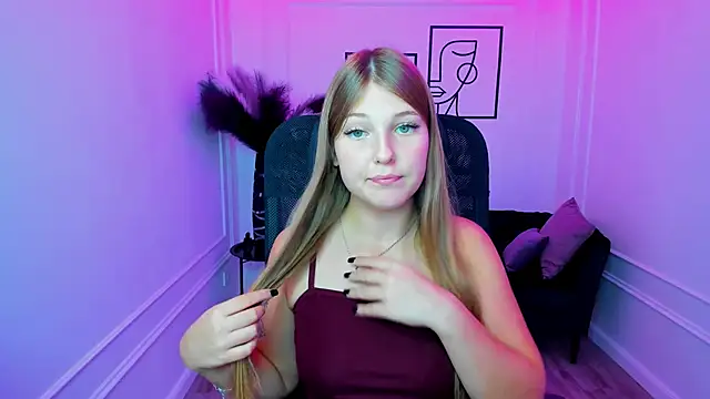 SaraMayki online show from 17, 9, 2025