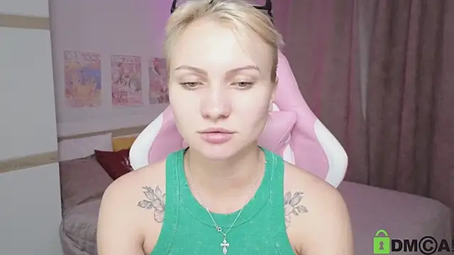 Cameronlovely  online show from 10, 9, 2025