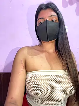 Snapshot of _01ruhi chatting on 28, 10, 2025 01ruhi online show from 28, 10, 2025