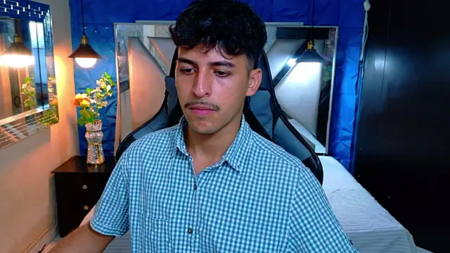 Snapshot of Alan_Del_Reyx chatting on 2, 3, 2026 Alan Del Reyx online show from 2, 3, 2026