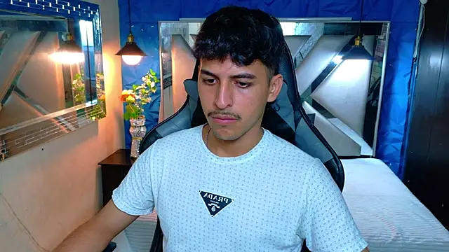 Snapshot of Alan_Del_Reyx chatting on 3, 3, 2026 Alan Del Reyx online show from 3, 3, 2026