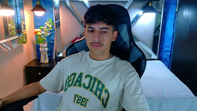 Snapshot of Alan_Del_Reyx chatting on 6, 3, 2026 Alan Del Reyx online show from 6, 3, 2026