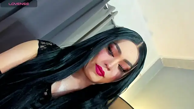 MagnaCumLoader17 online show from 15, 10, 2025