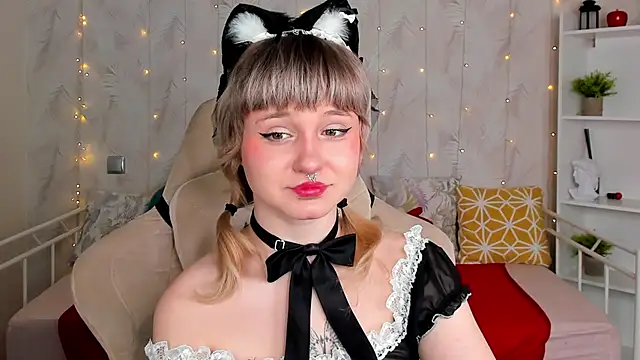 Tori Cutie online show from 15, 3, 2026