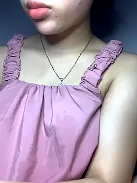 Snapshot of Nguyenha11 chatting on 30, 10, 2025 Nguyenha11 online show from 30, 10, 2025