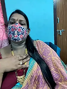 Snapshot of sutari84 chatting on 19, 9, 2025 sutari84 online show from 19, 9, 2025