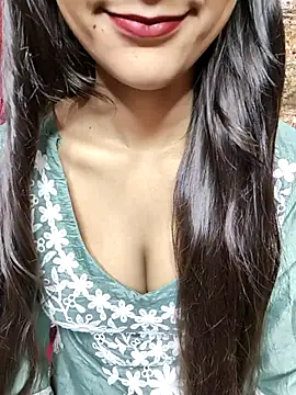 Snapshot of Indian-Aleena chatting on 13, 10, 2025 Indian-Aleena online show from 13, 10, 2025