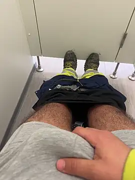 Snapshot of analtake13 chatting on 17, 11, 2025 analtake13 online show from 17, 11, 2025