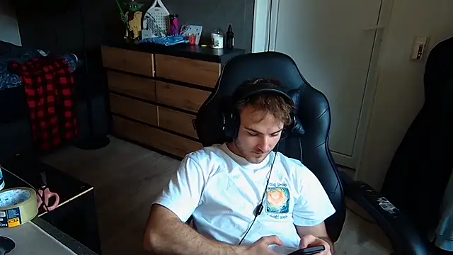 Rudi2007Eye online show from 9, 3, 2026