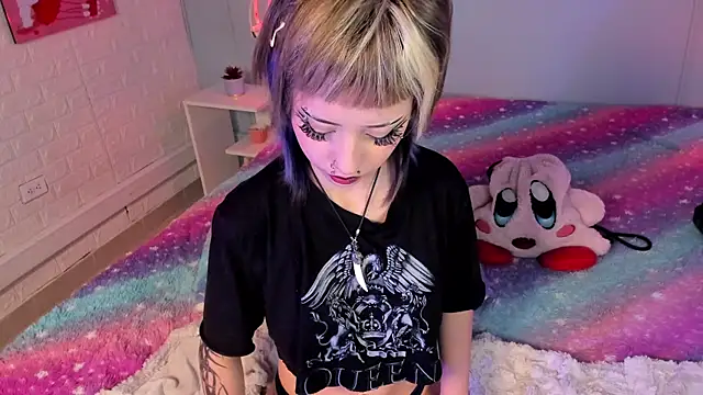 Snapshot of Hannahpage chatting on 1, 12, 2025 Hannahpage online show from 1, 12, 2025