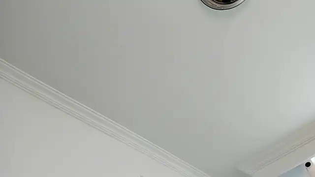 canelleGarces online show from 17, 10, 2025