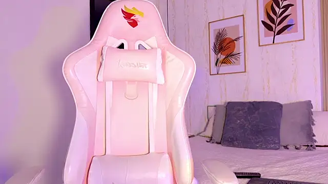 Snapshot of Ayleen_Dunkan chatting on 16, 9, 2025 Ayleen Dunkan online show from 16, 9, 2025