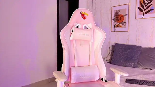 Snapshot of Ayleen_Dunkan chatting on 18, 9, 2025 Ayleen Dunkan online show from 18, 9, 2025