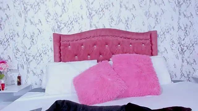 Snapshot of SofiiFoox chatting on 11, 10, 2025 SofiiFoox online show from 11, 10, 2025