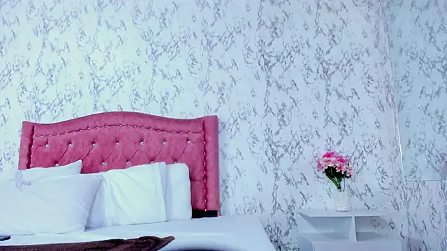 Snapshot of SofiiFoox chatting on 6, 11, 2025 SofiiFoox online show from 6, 11, 2025